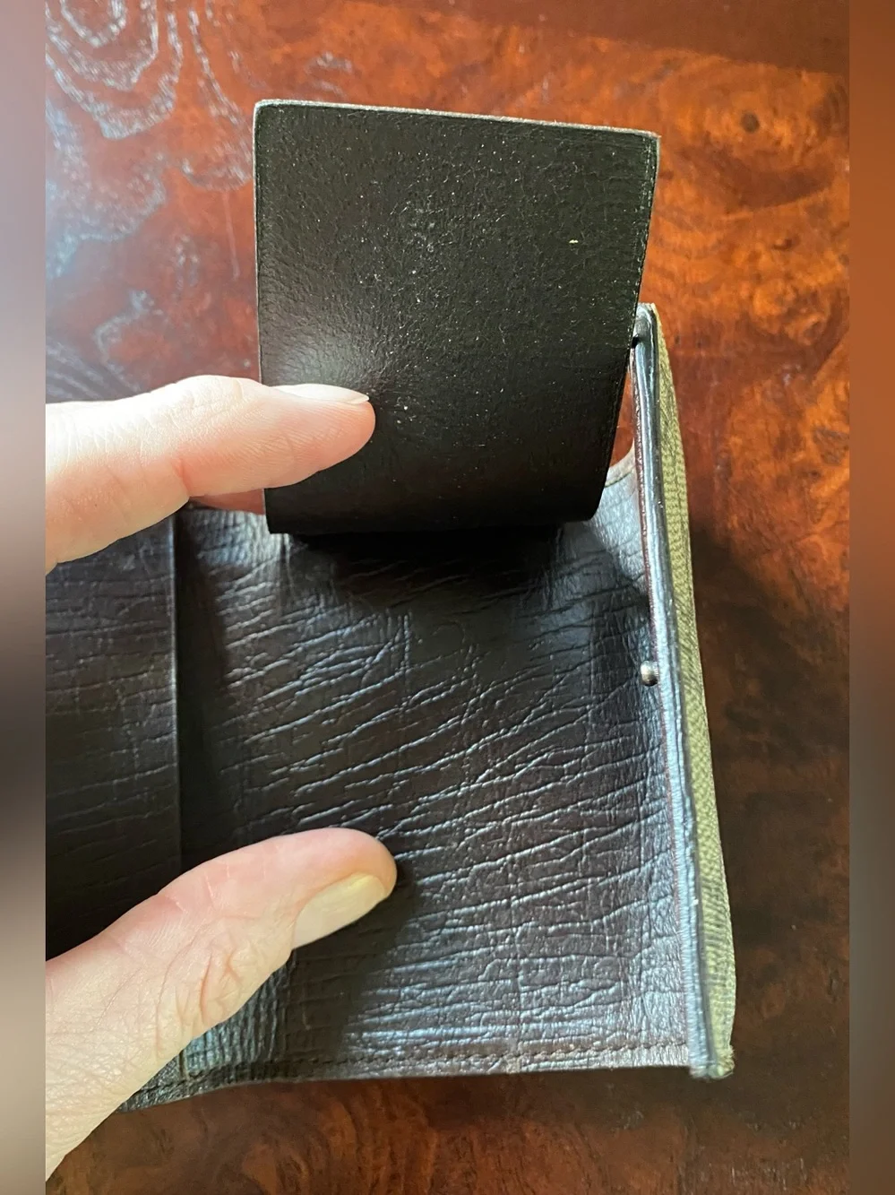 Gucci Key Holder/Wallet